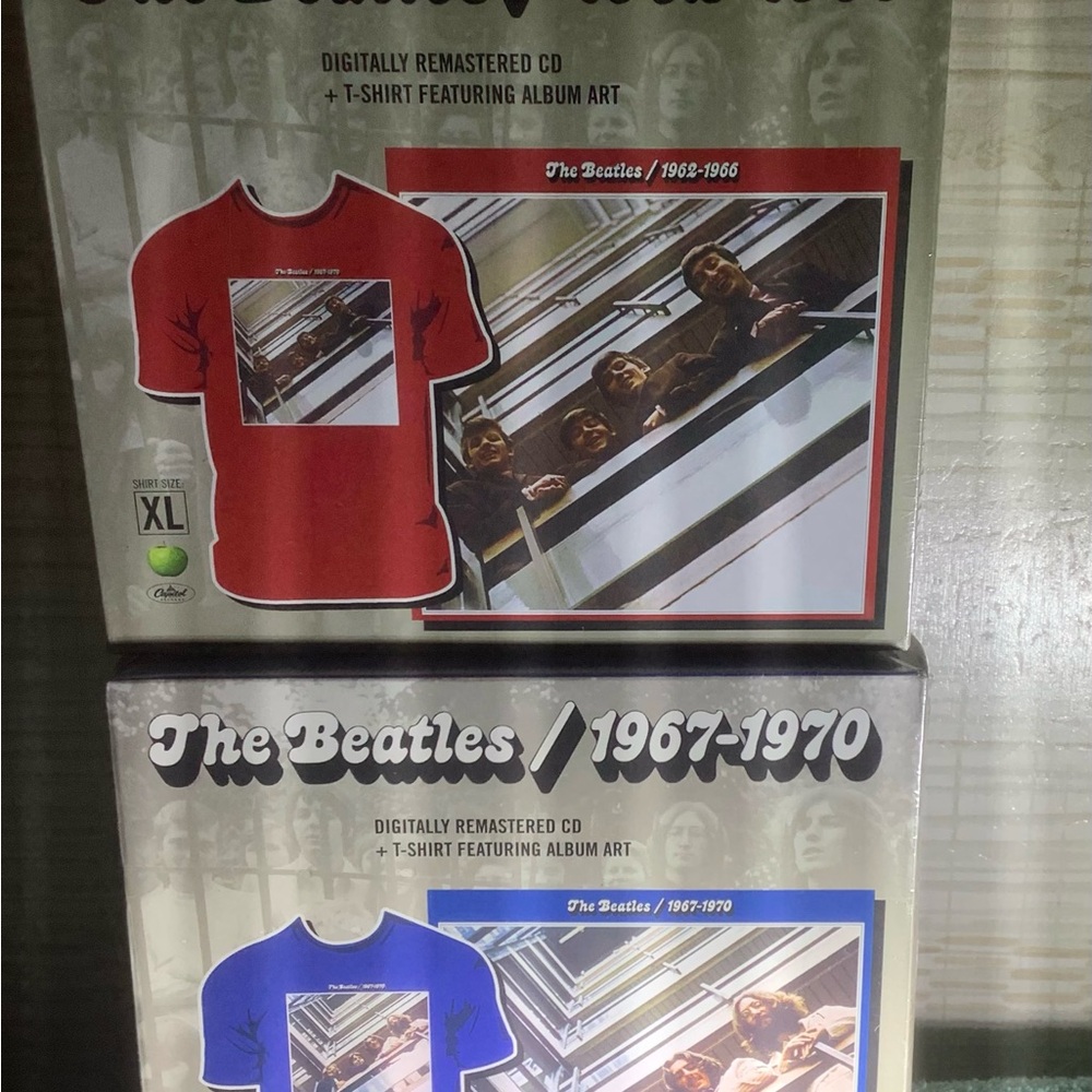 The Beatles Boxed CD Sets with Red & Blue XL T-shirts.1962-1966/1967-1970
